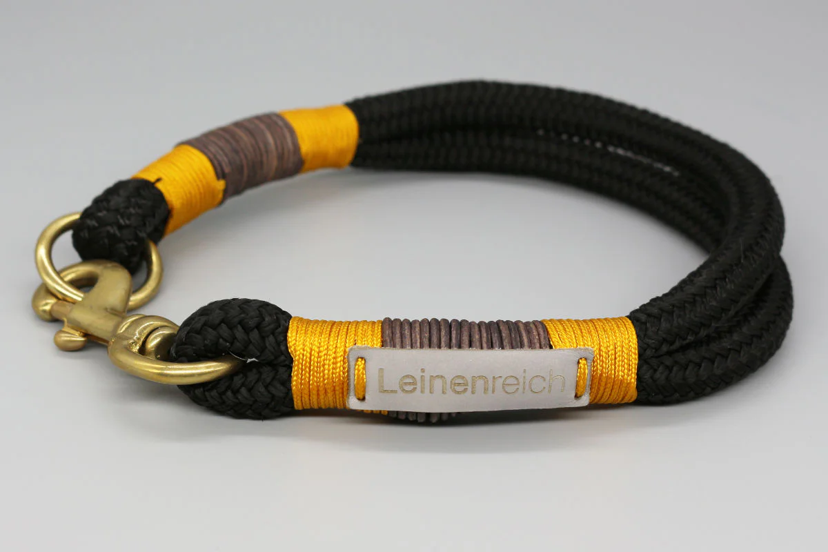 Halsband „Acerra“ von LEINENREICH