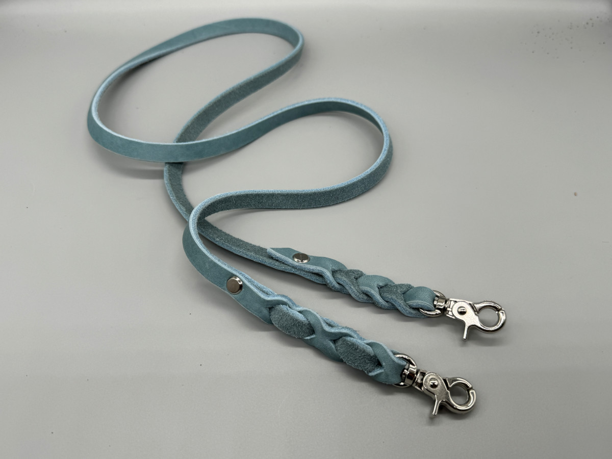 Handyleine "Blue Mountain" von LEINENREICH - handgemachte Handykette aus Leder